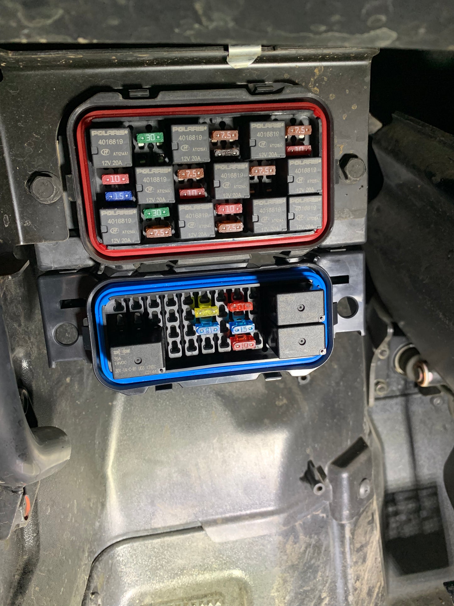 Factory Style Accessory Fuse Box